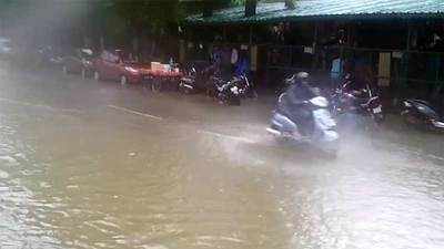Streets waterlogged as heavy rain lashes Dehradun, Met predicts wet week ahead