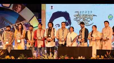 West Bengal CM Mamata Banerjee confers Mahanayak Samman 2017