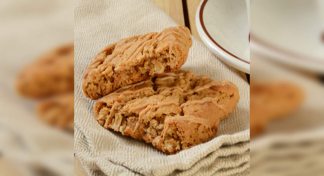 Peanut Butter And Banana Bar Recipe: How to Make Peanut Butter And Banana Bar Recipe | Homemade Pean