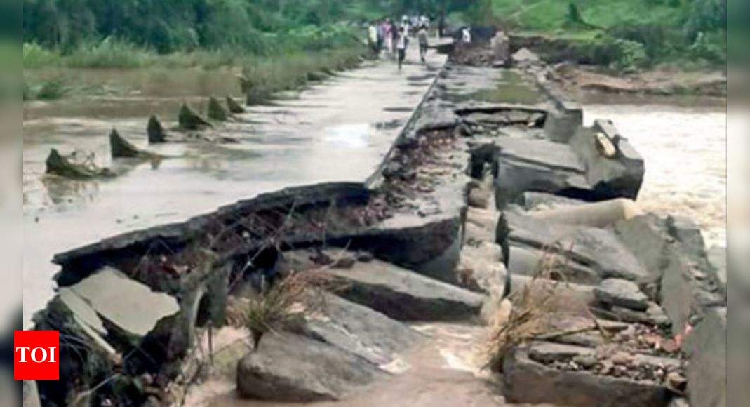 Gujarat floods: Alert sounded in 137 villages of central Gujarat ...