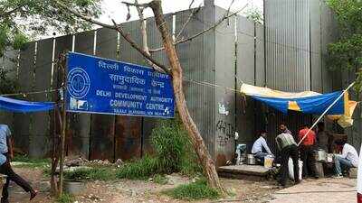 Missing road in Delhi: PWD contradicts DDA's claim, says no road near Alaknanda mall