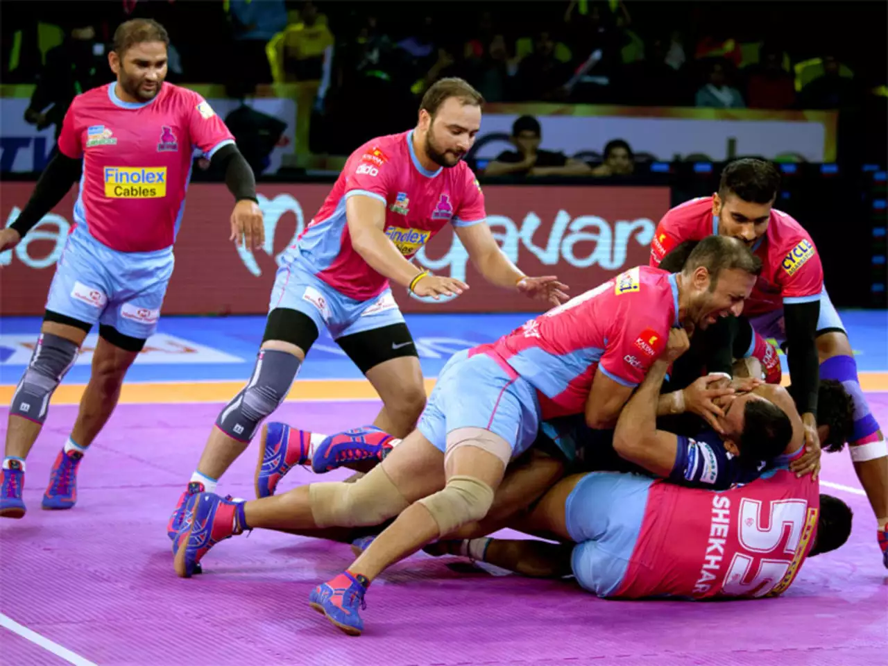 Pro Kabaddi 2017: Dabang Delhi shock Jaipur Pink Panthers in PKL