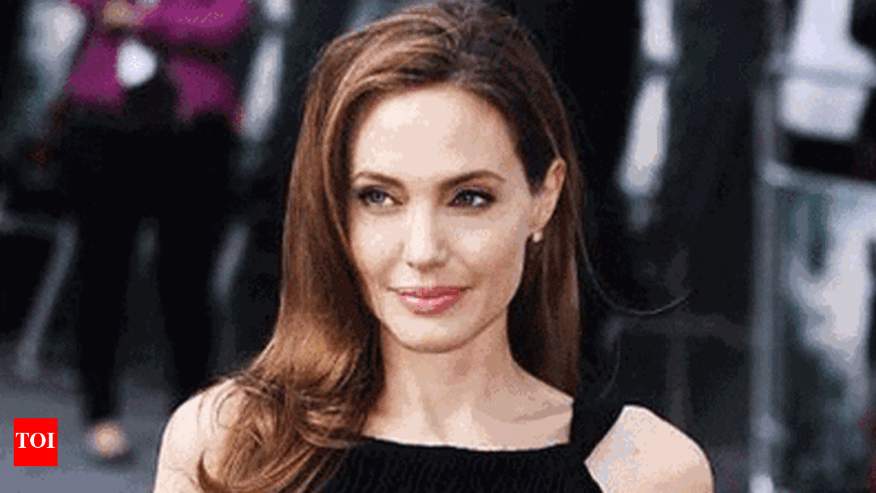 Angelina jolie gif