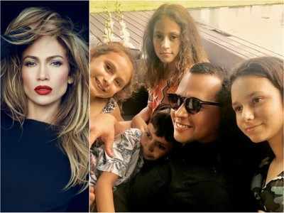 Jennifer Lopez's twins spend quality time with Alex Rodriguez