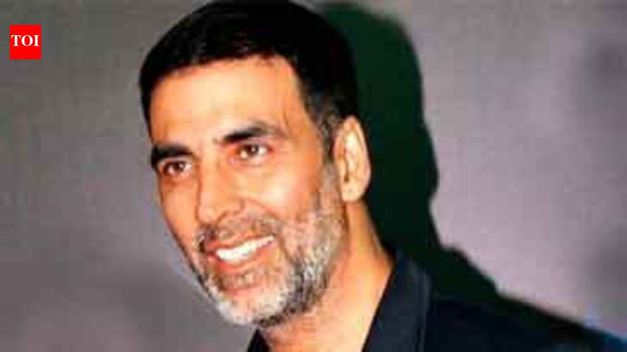 ‘Battle of Saragarhi’ not shelved, says Akshay Kumar
