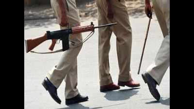 Six policemen injured as villagers clash with police in Mainpuri