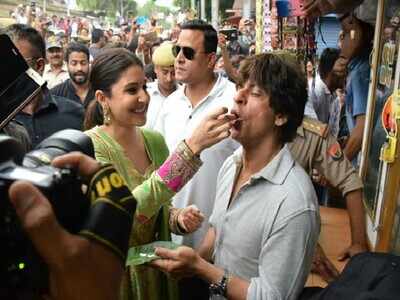 'Shah Rukh Khan' special Banarasi paan is a hit among customers