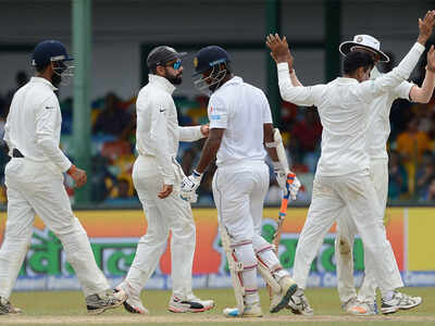Live score: India v Sri Lanka, Colombo Test, Day 4