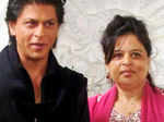 SRK with his sister