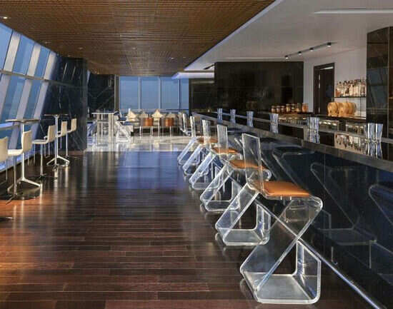 Ray&rsquo;s Bar