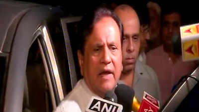 Gujarat RS poll: Congress candidate Ahmed Patel wins with 44 votes