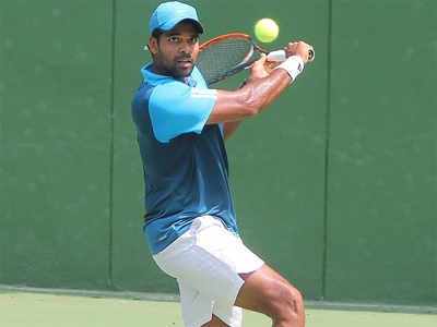 Vardhan out of singles but makes doubles semis with Balaji in China