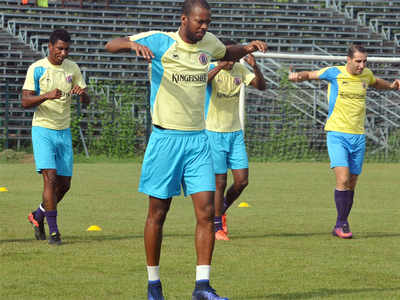 East Bengal start campaign against NBP Rainbow AC