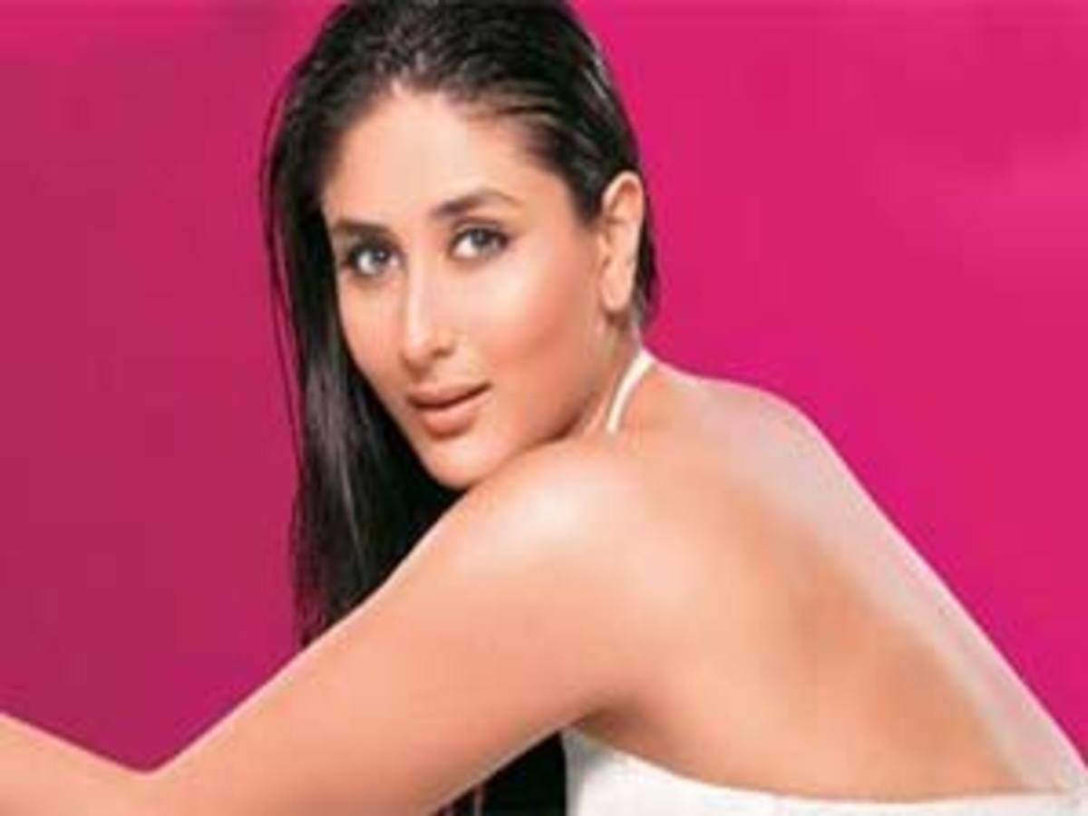 Soccer gets sexy: Kareena in FIFA World Cup music video | Celebs - Times of  India Videos