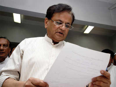 Gujarat RS polls: Just one vote turned Ahmed Patel’s fortunes