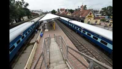 Eastern Railway to run 106 Durga Puja special trains