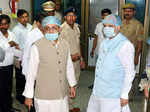 Siddharth Nath Singh visits hospital