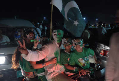70th independence day of pakistan pics