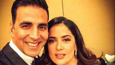 Hollywood actress Salma Hayek wishes Akshay Kumar for success of 'Toilet: Ek Prem Katha'
