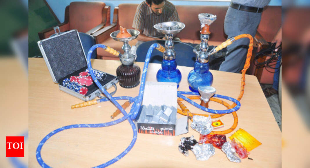 Cops raid hookah bar, manager held Noida News Times of India