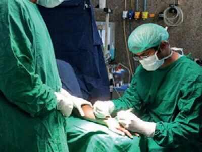 How these left-handed surgeons found their way to success | Bengaluru ...