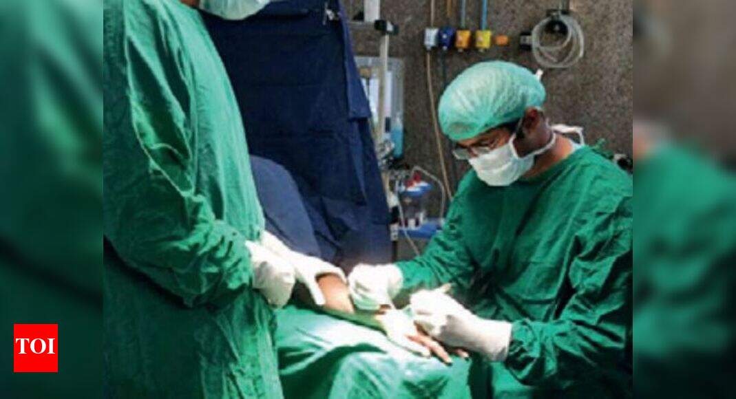 How these lefthanded surgeons found their way to success Bengaluru