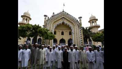 Remove 'Sindh' from national anthem, we'll sing it: Lucknow madrassa