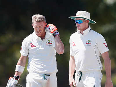 Head knock won't stop Warner's Bangladesh tour
