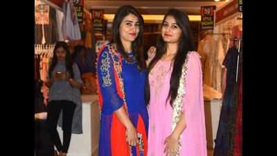 Saras and Twinkle seemed to have had fun choosing at the Style bazaar at Hyatt in Chennai