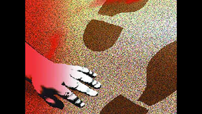 Barber held for showing porn to 8-year-old, sexually abusing him ...