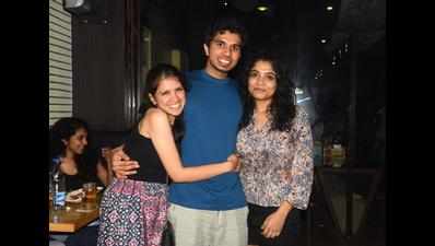 Vaishnavi, Rohit and Upasana lived it up partying at Boats Beach Resto Bar in Chennai