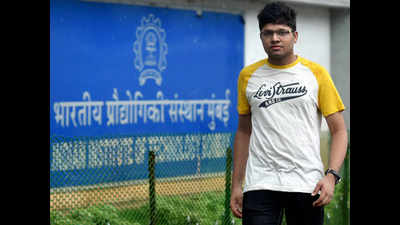 Udaipur's Kalpit Veerwal in Limca book for scoring 100 per cent in JEE-Mains