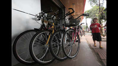 Kochi gives thumbs up to bicycles