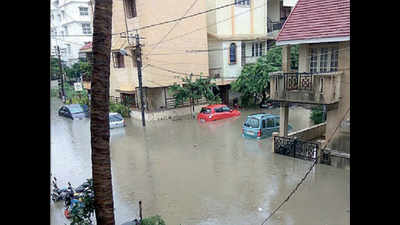 Residents blame civic agencies for flooding of houses in ST Bed Layout