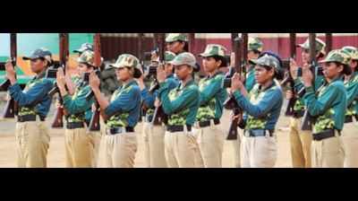 Kerala police to get woman commandos, training school