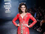 Taapsee Pannu presents a creation for Divya Reddy’s show