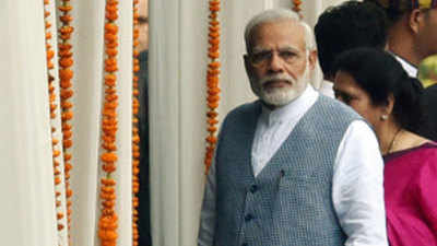 PM Modi congratulates OPS, assures all help to TN
