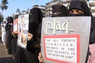 Triple talaq violates right of Muslim women: SC