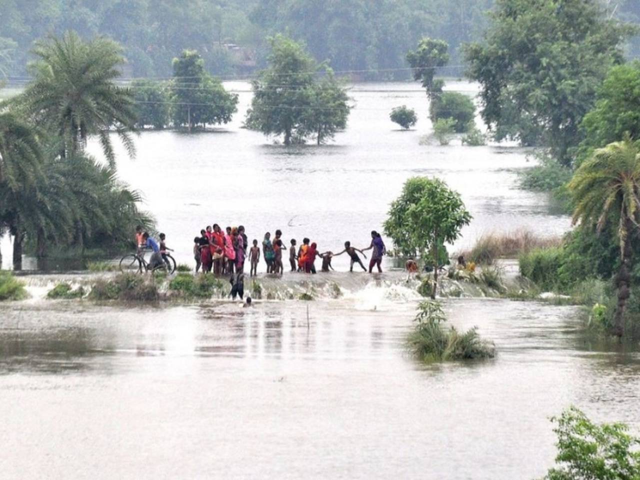 47 more die in Bihar, UP floods; situation in Assam, West Bengal improves |  India News - Times of India