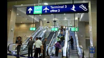 2 held at IGI with Rs 1.2cr in foreign notes