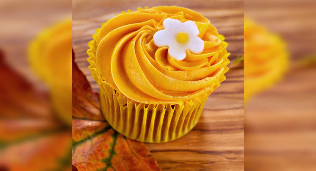 Pumpkin Cupcake Recipe: How to Make Pumpkin Cupcake Recipe | Homemade Pumpkin Cupcake Recipe