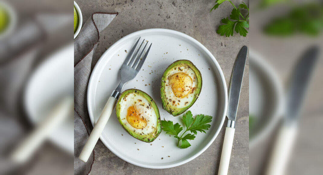 Baked Avocado with Eggs Recipe: How to Make Baked Avocado with Eggs Recipe | Homemade Baked Avocado 