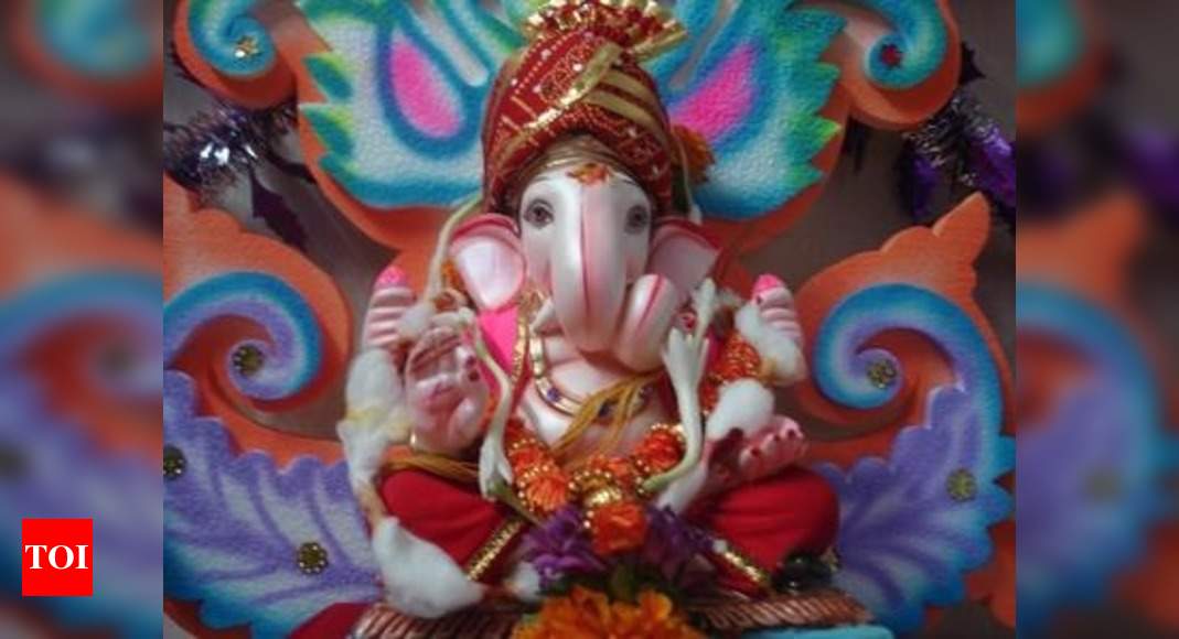 Mumbai: Over 70,000 Ganpati idol immersions | Mumbai News - Times of India