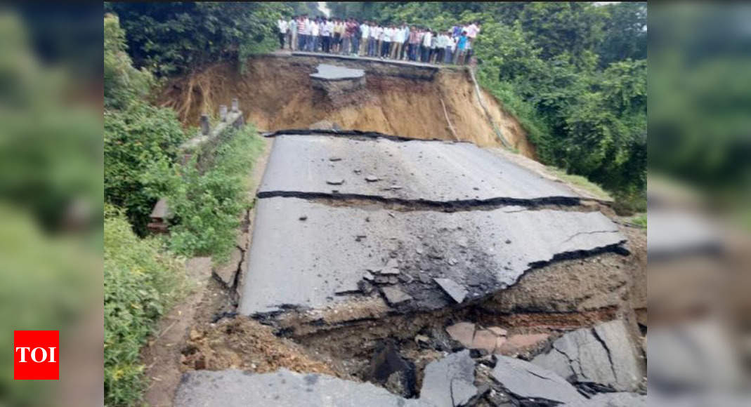 Bridge Collapses: Mainpuri cut off from Etah as Bridge collapses | Agra ...