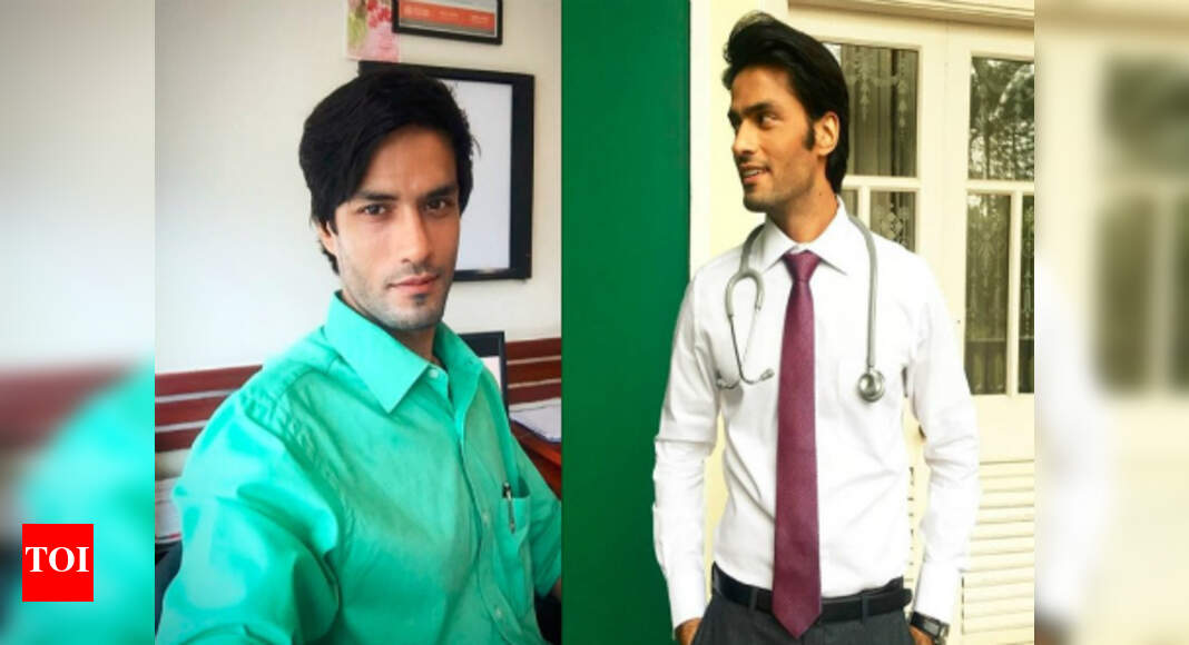 How to look good in every photograph you click - Times of India