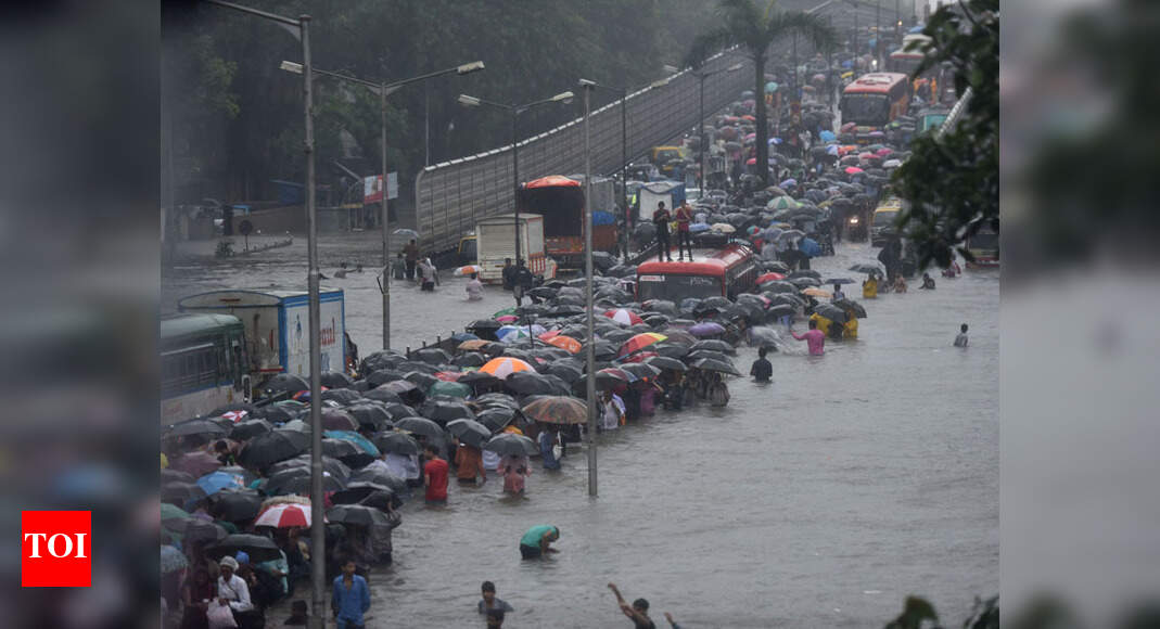 Mumbai Rains: Rains wreak havoc in Mumbai; Met office predicts more ...