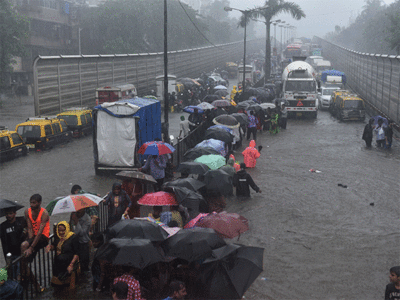 Vehicles coming from Pune, Goa asked not to enter Mumbai