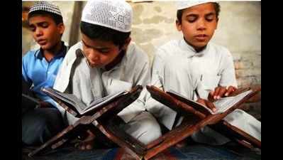 Hindi, social sciences to be must in 16,000 madrassas in UP