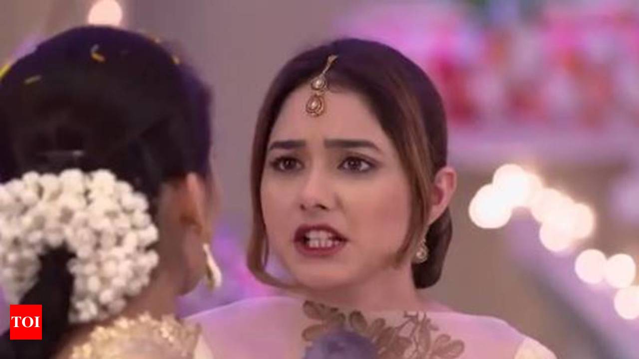 Kumkum Bhagya written update August 30 2017 Tanu notices Munni romancing Abhi Times of India