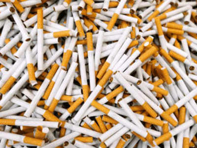 Two Indians charged with smuggling cigarettes into US